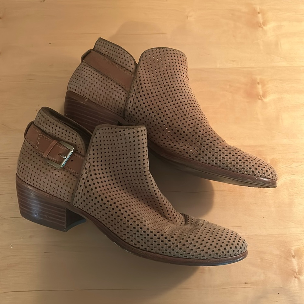 Sam Edelman boots; Size 10